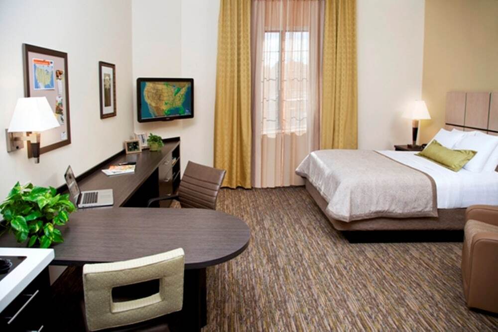Candlewood Suites - Newark South - University Area By Ihg Екстер'єр фото