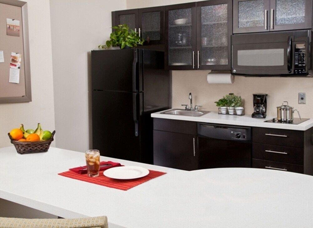 Candlewood Suites - Newark South - University Area By Ihg Екстер'єр фото