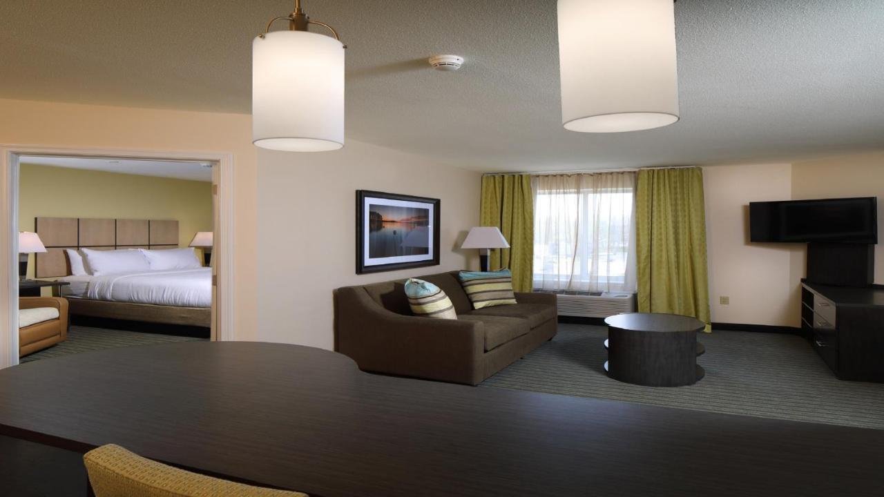 Candlewood Suites - Newark South - University Area By Ihg Екстер'єр фото