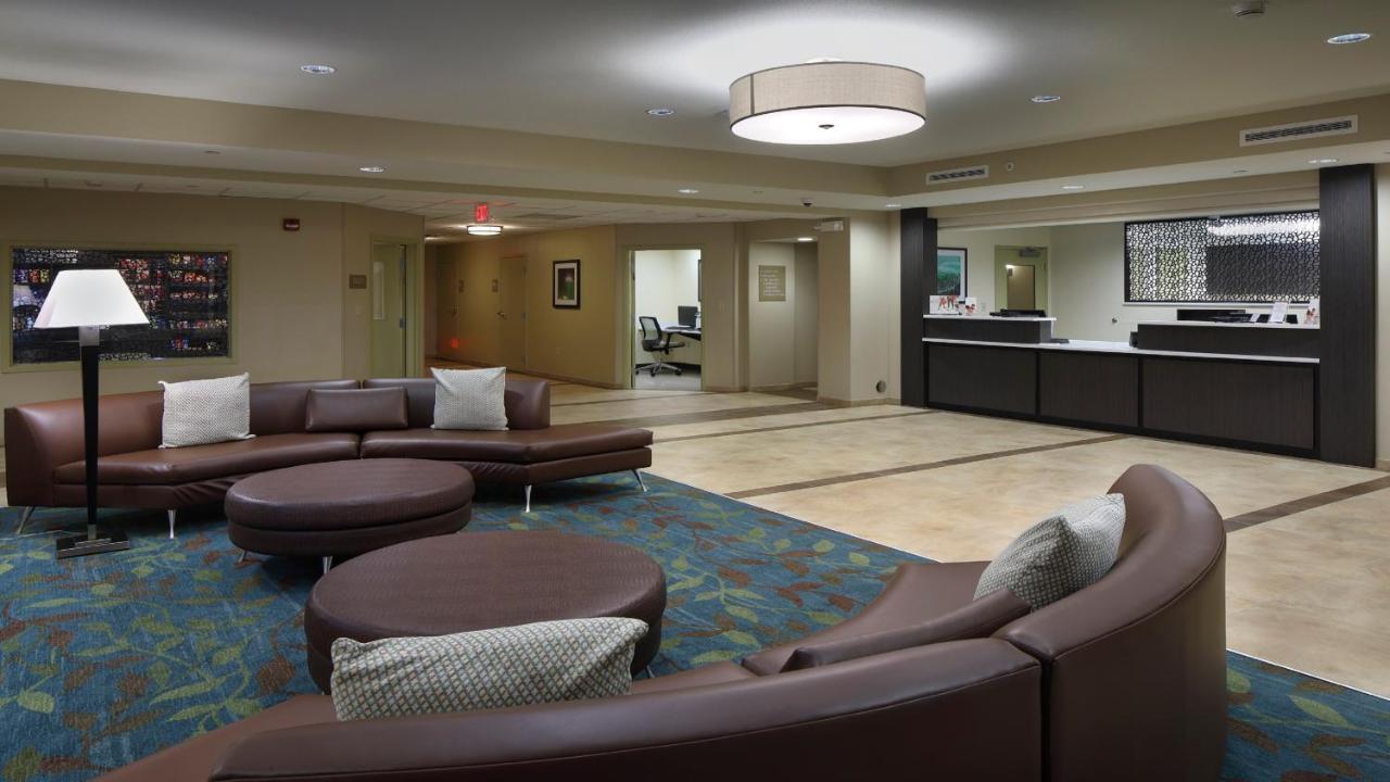 Candlewood Suites - Newark South - University Area By Ihg Екстер'єр фото