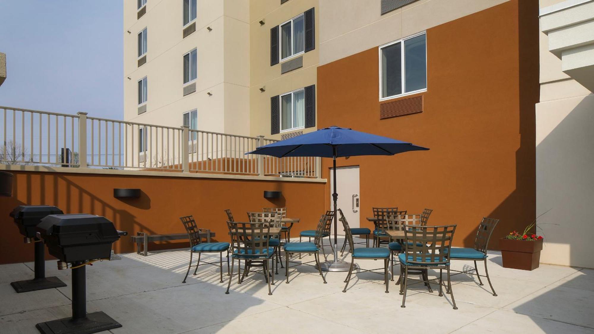 Candlewood Suites - Newark South - University Area By Ihg Екстер'єр фото